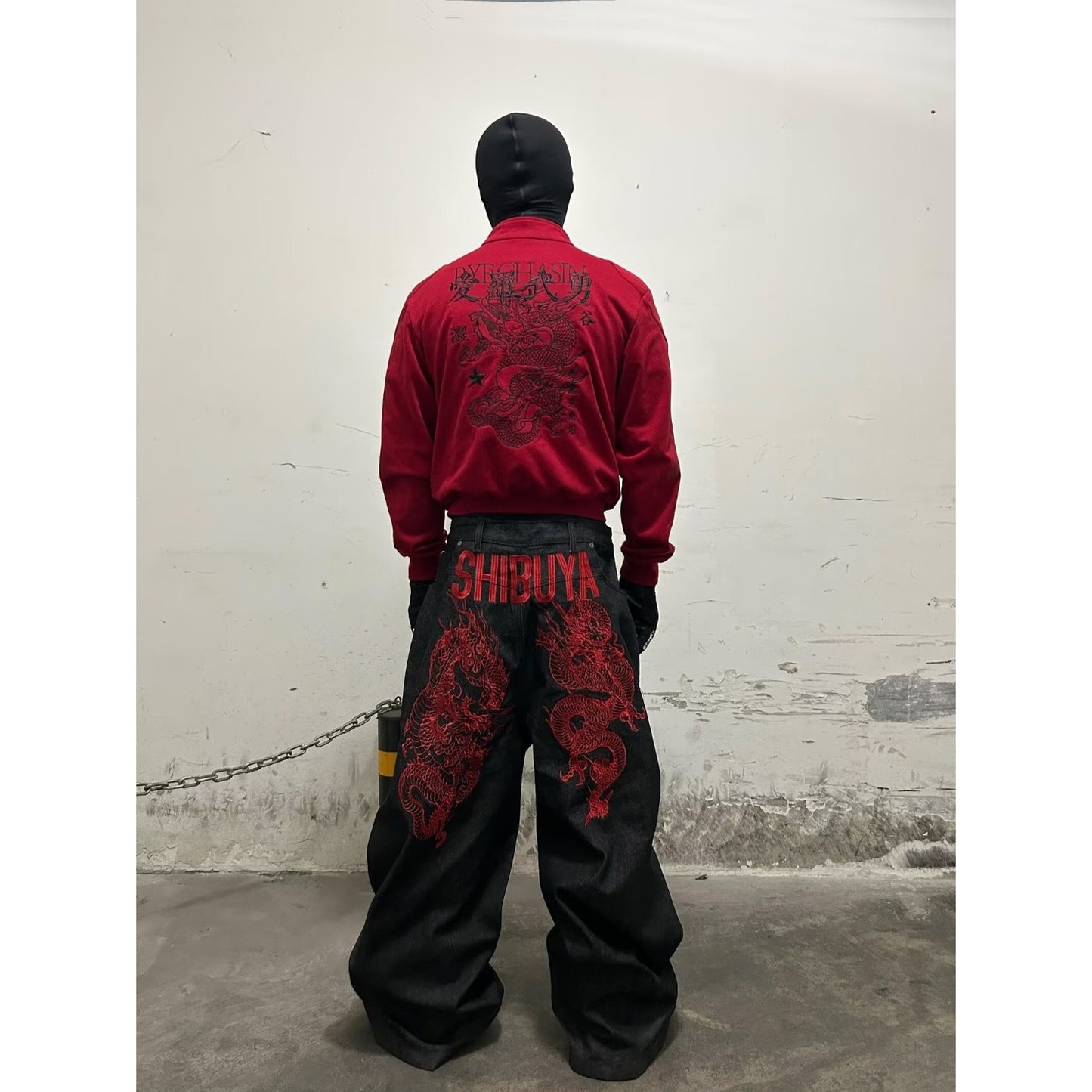 Loose jeans